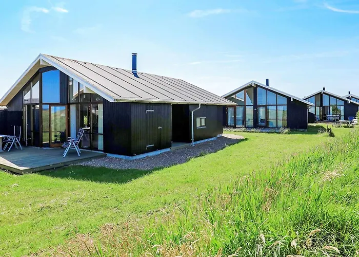 Panoramic Seaside Retreat - By Traum Feriehus *